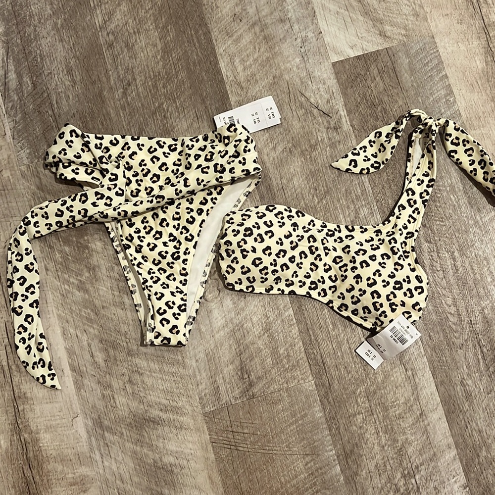 Abercrombie Bikini, new with tags!